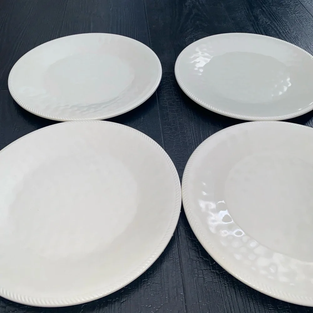 Threshold White Melamine Dinner Plates Set Of 4‎ Hammered Style